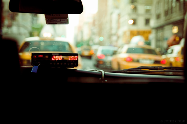 new regulation taxi services in saudi
